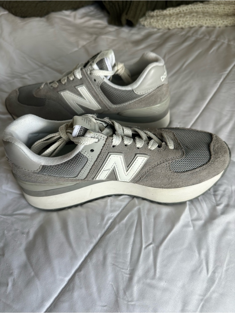 New Balance 574 - Picture 7 of 9